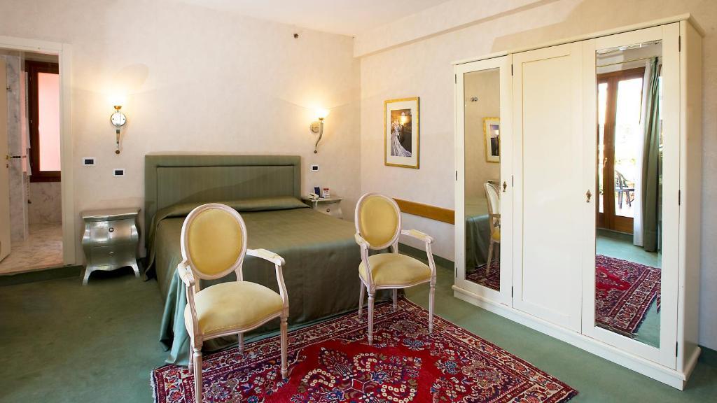 Classic Triple Room