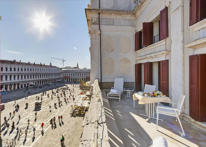 Canaletto Luxury Suites - San Marco Luxury Venise